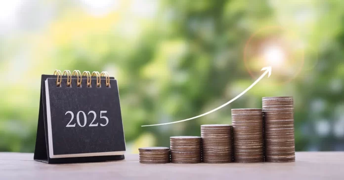 Calendário preto com o ano 2025 ao lado de pilhas de moedas que aumentam de tamanho, com uma seta branca apontando para cima, ilustrando as maiores pagadoras de dividendos do Ibovespa.